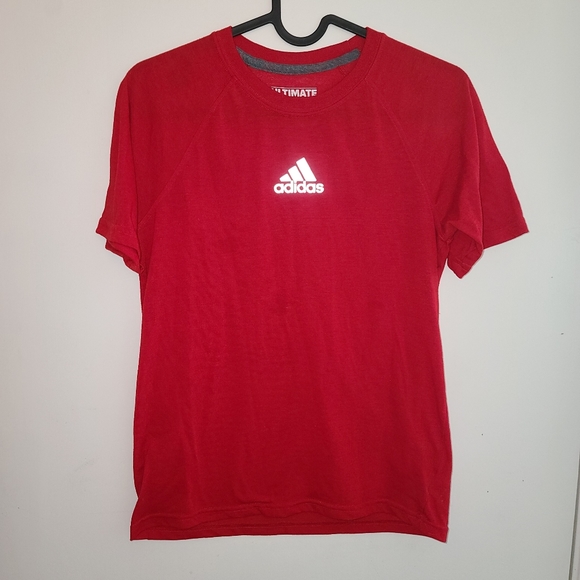 Boys Adidas Climalite cotton red Tee 10/12. Great condition. - Picture 1 of 6